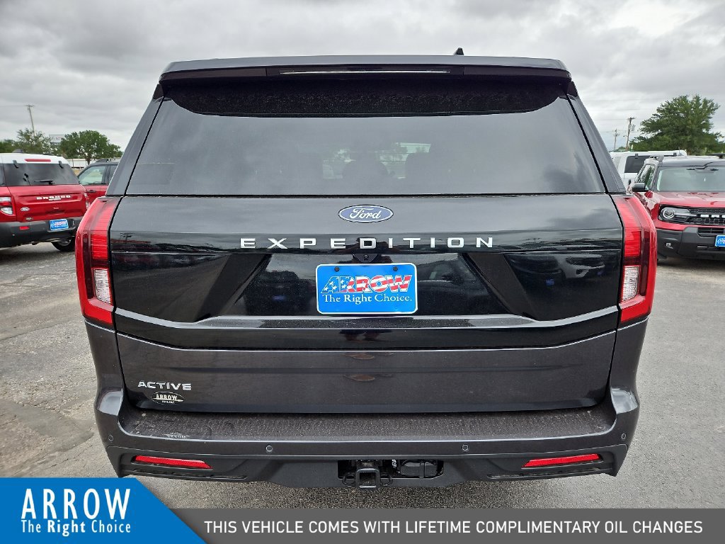New 2026 Ford Expedition Active RWD image 10