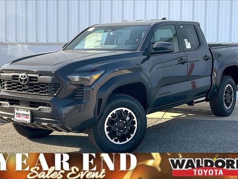 New 2025 Toyota Tacoma TRD Off-Road image 2