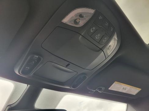 New 2026 Chrysler Pacifica Limited w/ S Appearance Package image 21