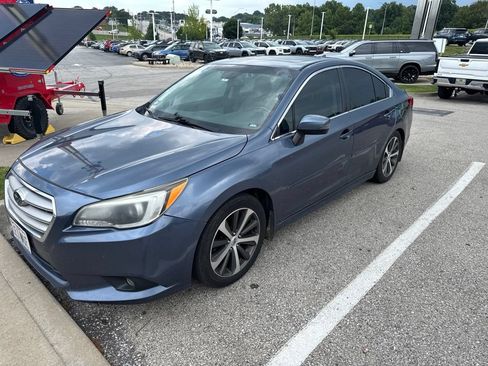 Used 2016 Subaru Legacy 2.5i Limited AWD/4WD image 2