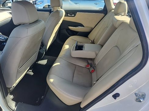 Used 2018 Honda Clarity Touring image 11