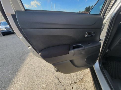 Used 2021 Mitsubishi Outlander Sport ES image 24