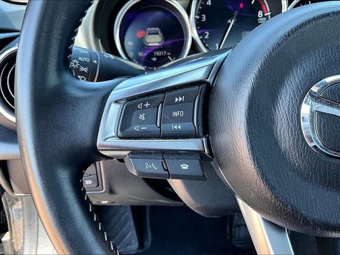 Certified 2025 MAZDA MX-5 Miata RF Grand Touring RWD image 15