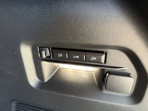 Used 2025 Ford Explorer ST RWD image 47