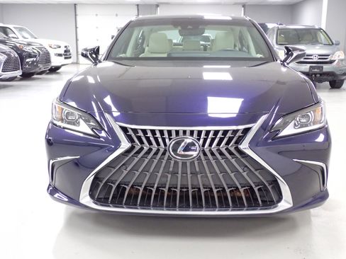 Used 2022 Lexus ES 250 w/ Premium Package image 23