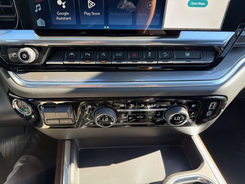 New 2026 Chevrolet Silverado 1500 High Country w/ Technology Package AWD/4WD image 42