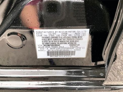 New 2025 Nissan Versa SR w/ Trunk Package image 13