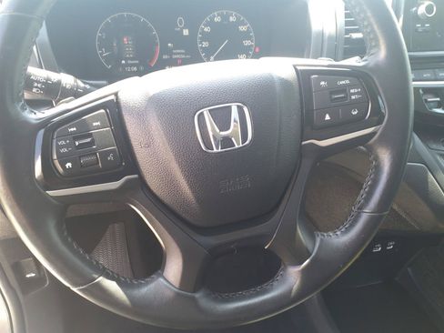 Used 2025 Honda Odyssey EX-L image 19