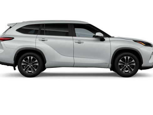 New 2026 Toyota Highlander XLE AWD/4WD image 12