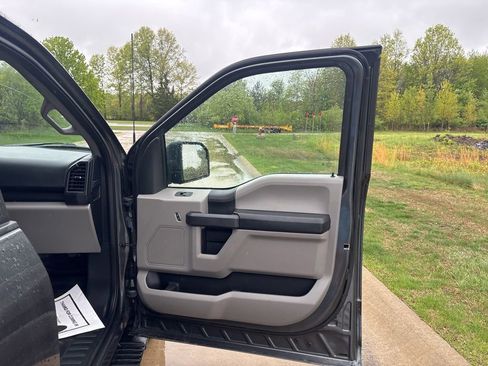 Used 2020 Ford F150 XL w/ Equipment Group 101A Mid AWD/4WD image 32