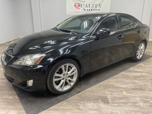 Used 2007 Lexus IS 350 RWD image 6