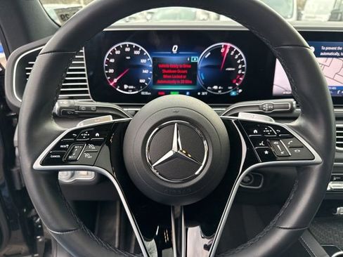 Used 2025 Mercedes-Benz GLE 450e 4MATIC image 13