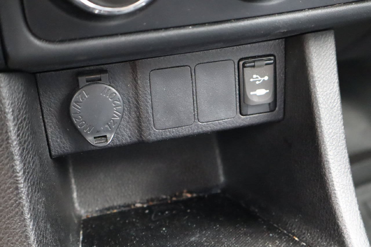 Used 2019 Toyota Corolla L FWD image 21