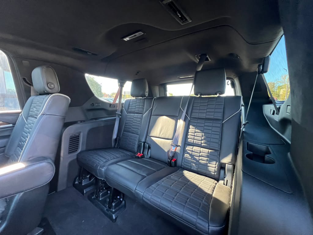 Used 2024 Cadillac Escalade ESV Sport Platinum w/ LPO, ONYX Package AWD/4WD image 22