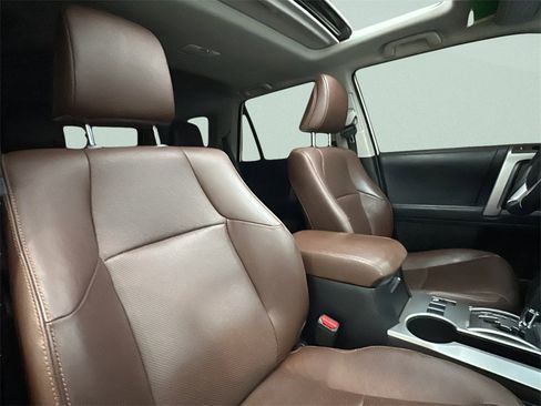 Used 2021 Toyota 4Runner Limited image 17