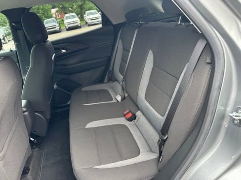 Used 2023 Chevrolet TrailBlazer LT FWD image 22