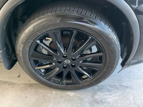 Used 2024 Nissan Murano SV w/ SV Midnight Edition Package FWD image 24