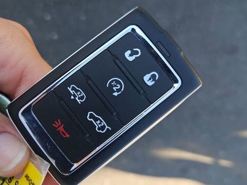 Used 2024 Jeep Wagoneer L Series III w/ Flexible Seating Group image 40