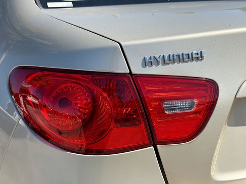 Used 2009 Hyundai Elantra GLS image 10