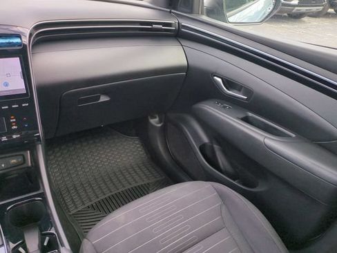 Used 2023 Hyundai Santa Cruz SEL Premium w/ Cargo Package AWD/4WD image 18