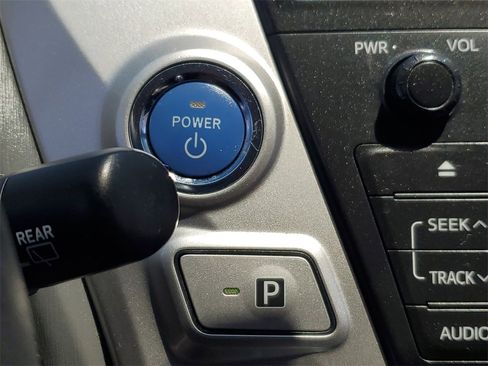 Used 2014 Toyota Prius V Two image 30