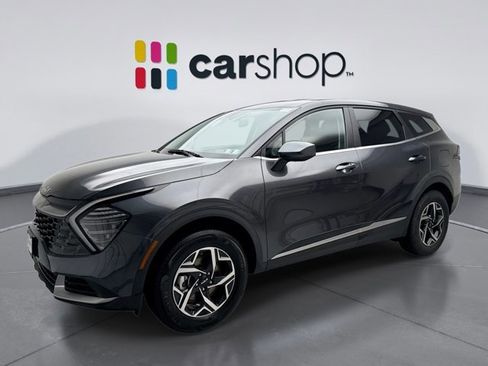 Used 2025 Kia Sportage LX image 1