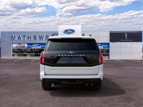 New 2027 Ford Expedition Active AWD/4WD image 7