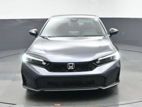 Used 2025 Honda Civic Sport image 2