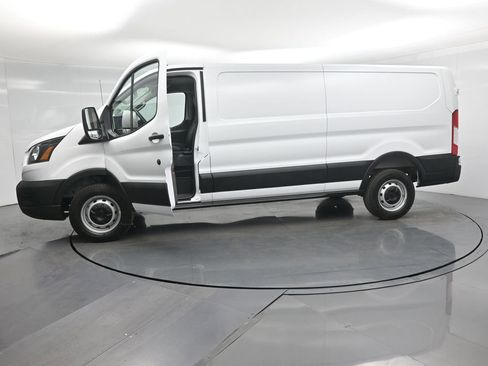 New 2026 Ford Transit 150 Low Roof w/ Load Area Protection Package RWD image 34