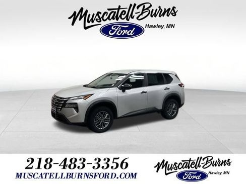 Used 2024 Nissan Rogue S image 1