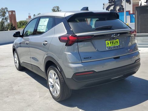 New 2027 Chevrolet Bolt LT w/ Comfort Package FWD image 5