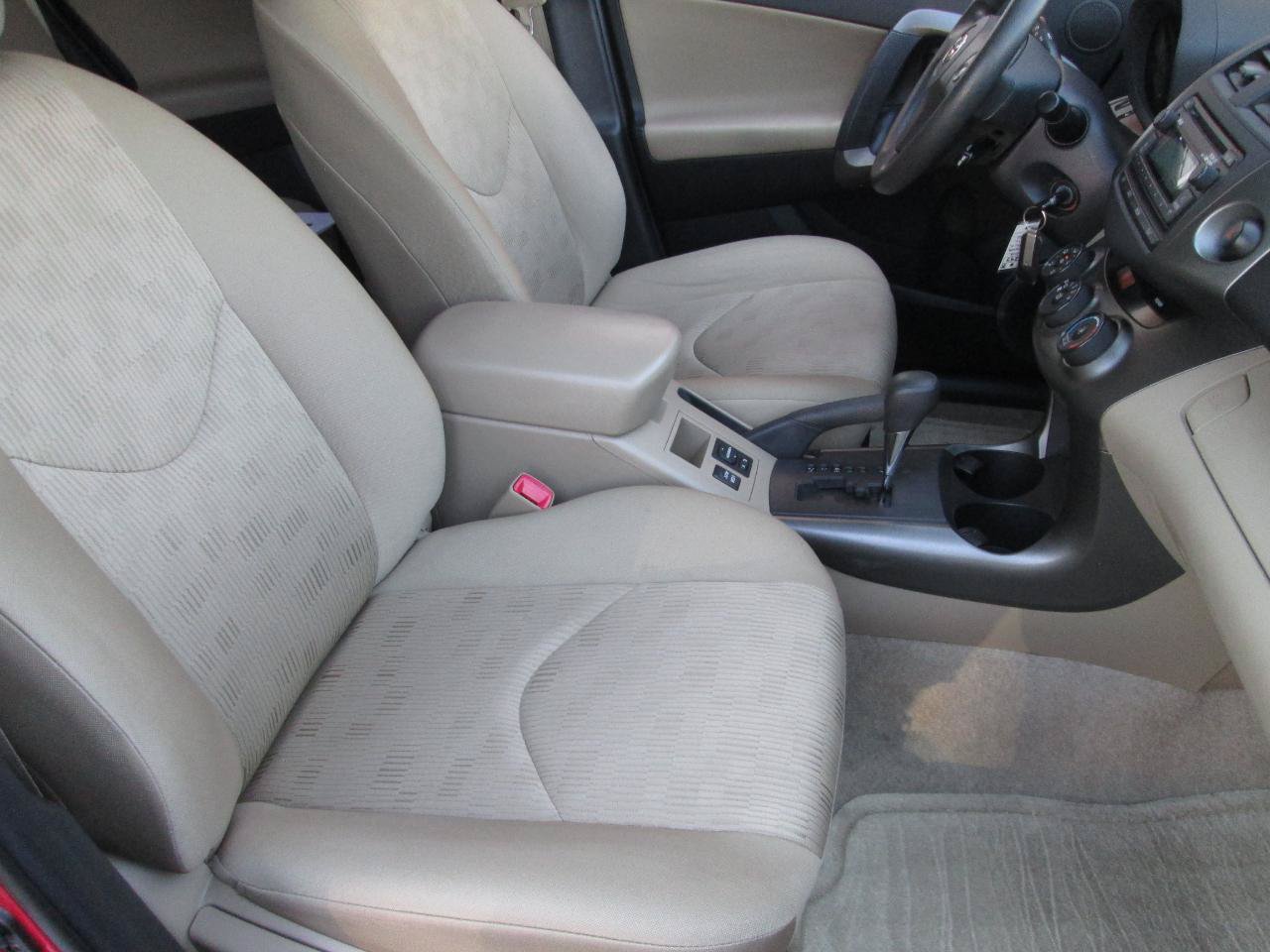 Used 2012 Toyota RAV4 4WD V6 w/ Tow Prep Pkg image 5