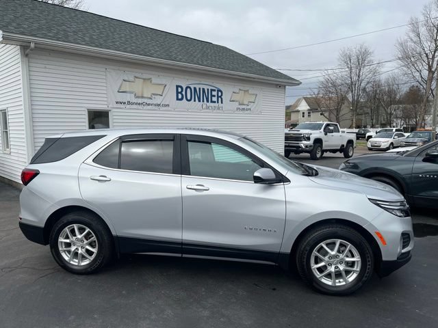Used 2022 Chevrolet Equinox LT AWD/4WD image 2