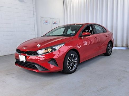 Used 2024 Kia Forte LXS FWD image 2
