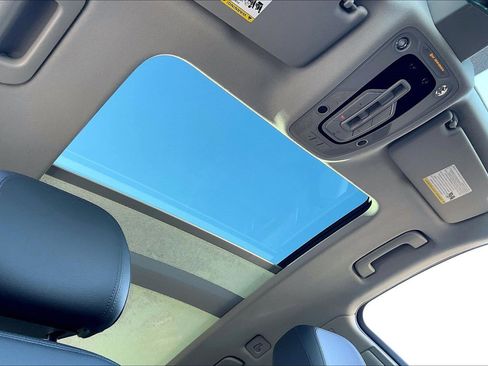 Used 2018 Audi Q5 2.0T Premium Plus w/ Premium Plus Package image 12