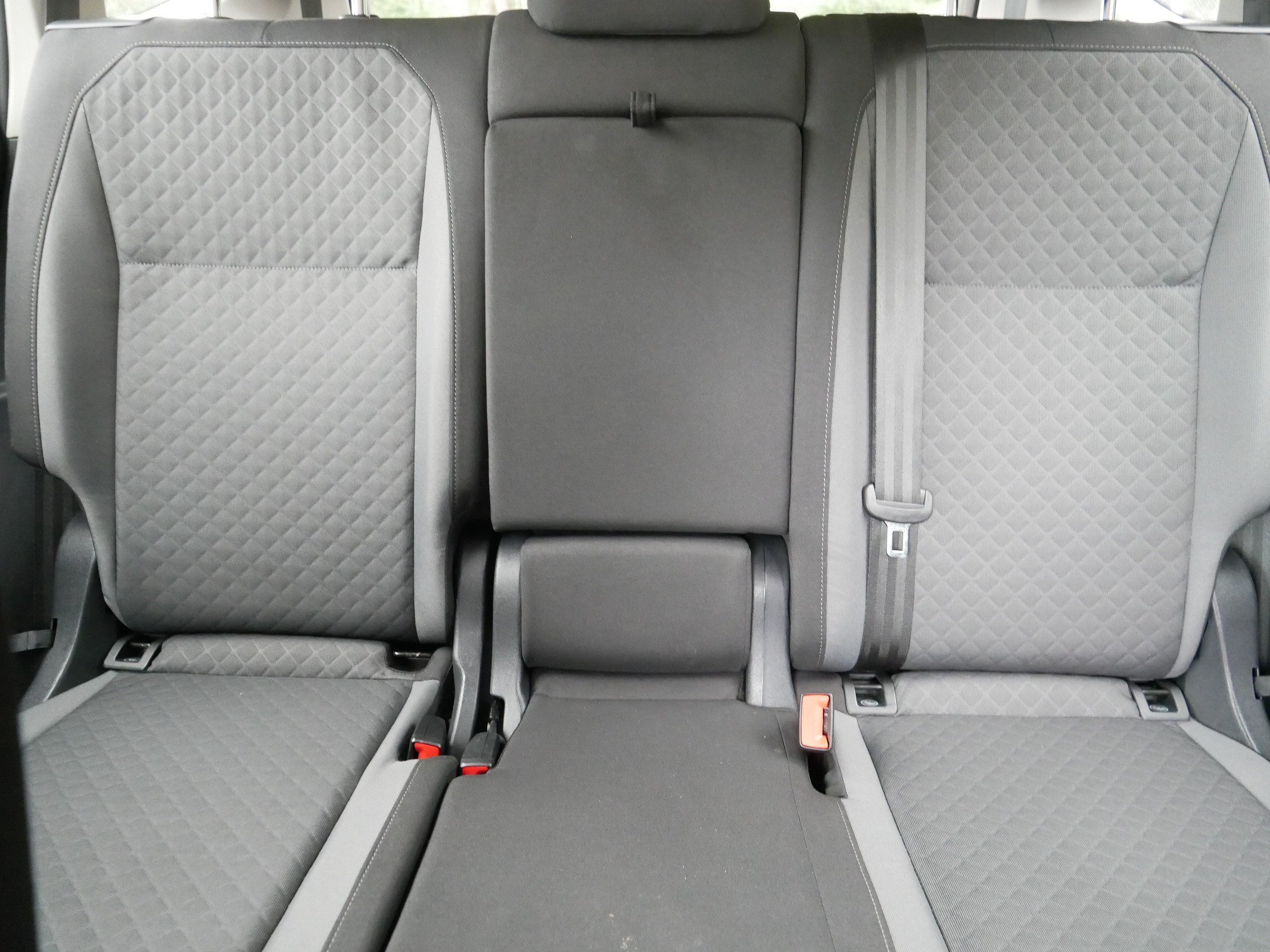 Used 2019 Volkswagen Tiguan S AWD/4WD image 13
