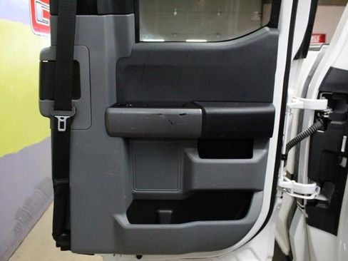 Used 2021 Ford F150 XLT RWD image 11