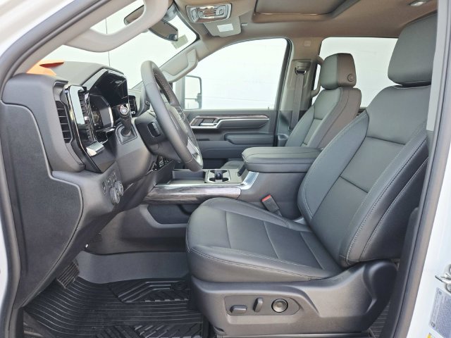 New 2026 Chevrolet Silverado 2500 LTZ AWD/4WD image 12