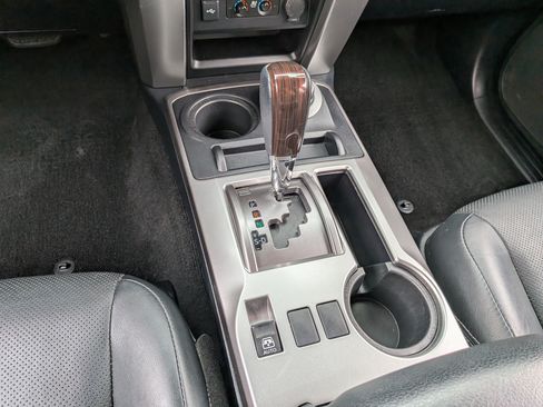 Used 2022 Toyota 4Runner Limited AWD/4WD image 33