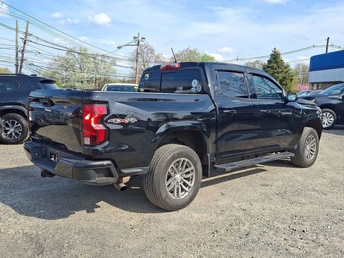 Used 2023 Chevrolet Colorado LT w/ LT Convenience Package image 7