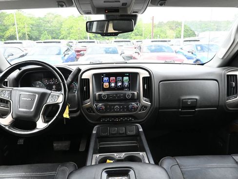 Used 2018 GMC Sierra 1500 Denali AWD/4WD image 22