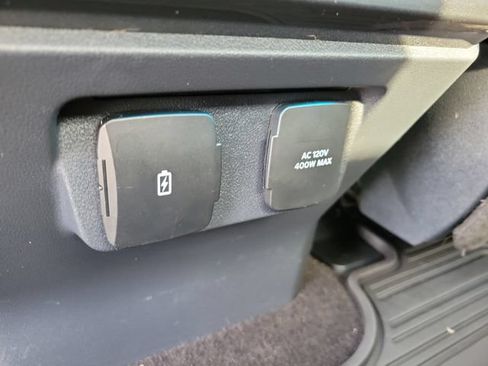 Used 2022 Ford F150 Lariat AWD/4WD image 15