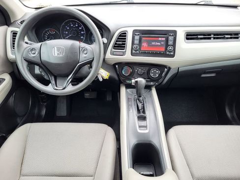 Used 2017 Honda HR-V LX image 24