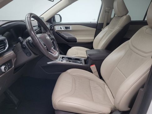 Used 2020 Ford Explorer Platinum w/ Premium Technology Package image 17