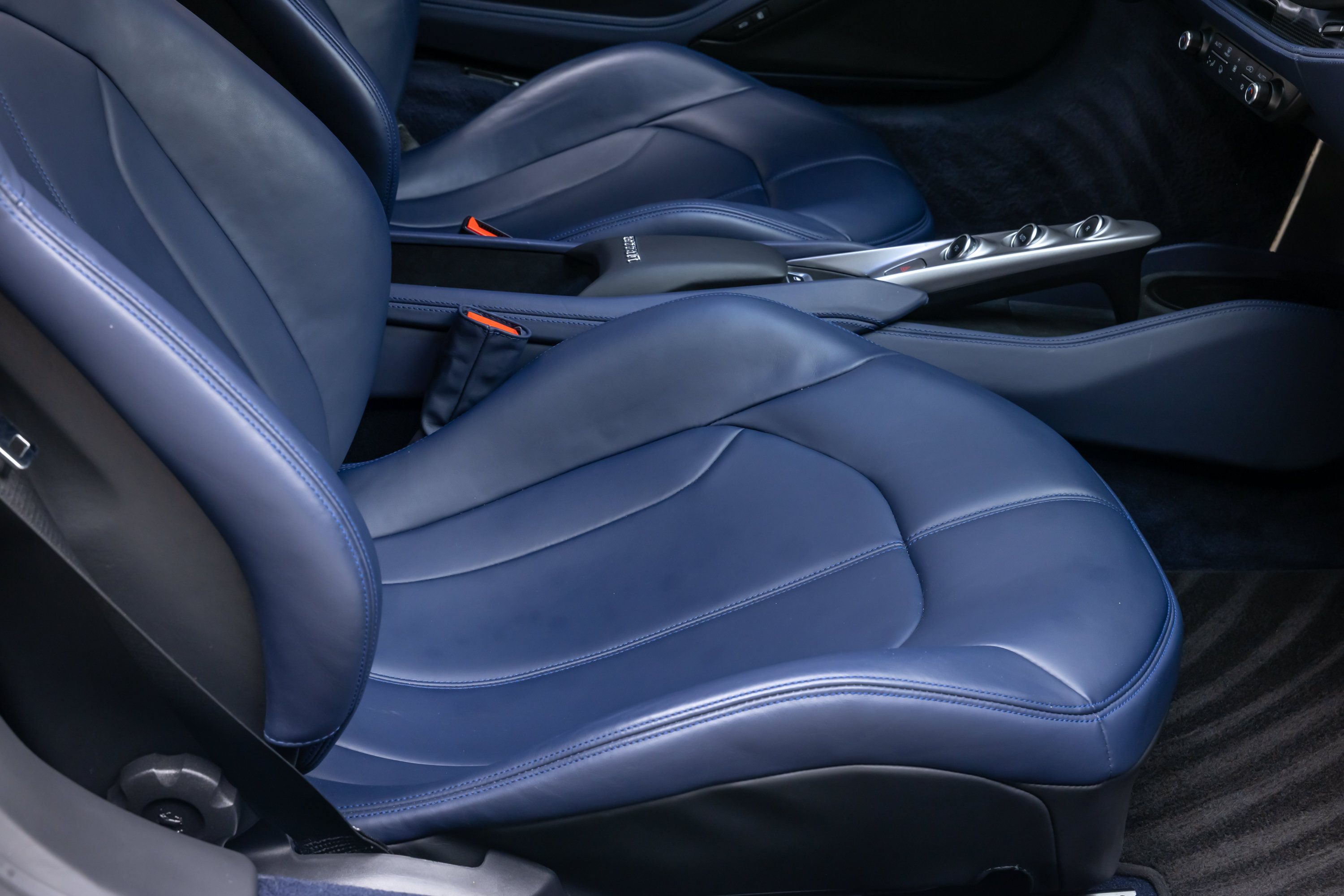Certified 2021 Ferrari F8 Tributo RWD image 46
