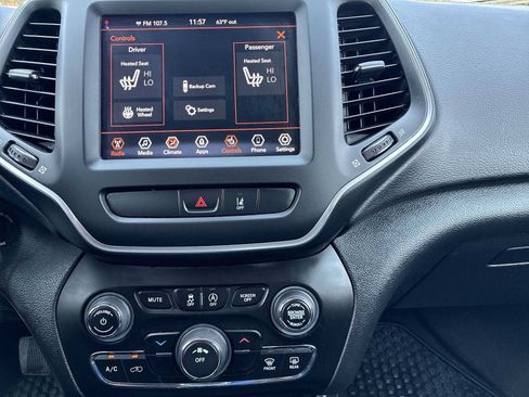 Certified 2022 Jeep Cherokee Latitude AWD/4WD image 16