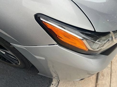 Used 2020 Toyota Camry SE FWD image 22