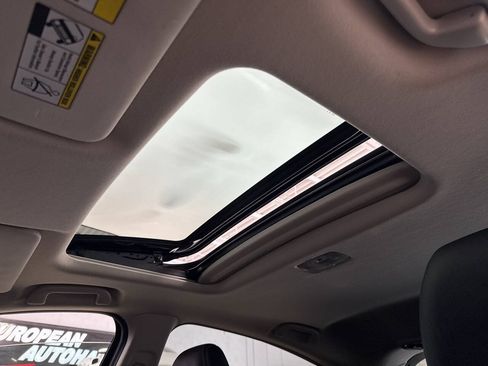 Used 2016 Honda HR-V EX-L image 16