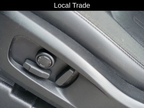 Used 2021 Land Rover Defender 110 SE image 6