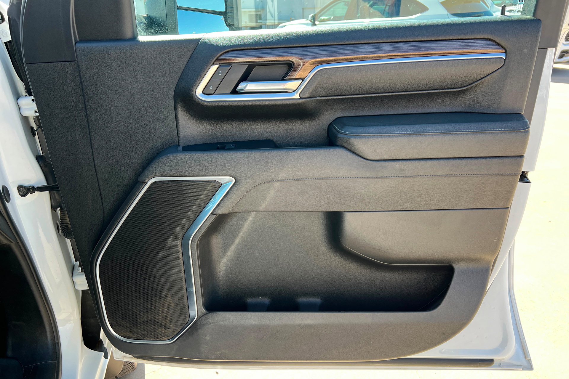 Used 2025 Chevrolet Silverado 2500 LT AWD/4WD image 22